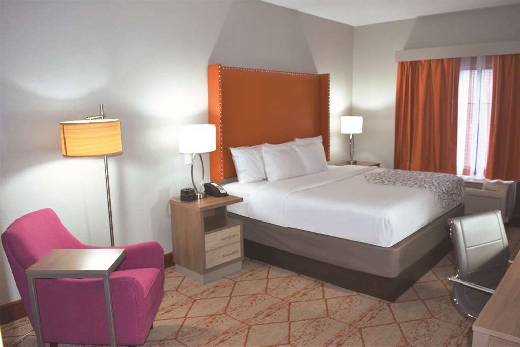 La Quinta By Wyndham Lackawanna
