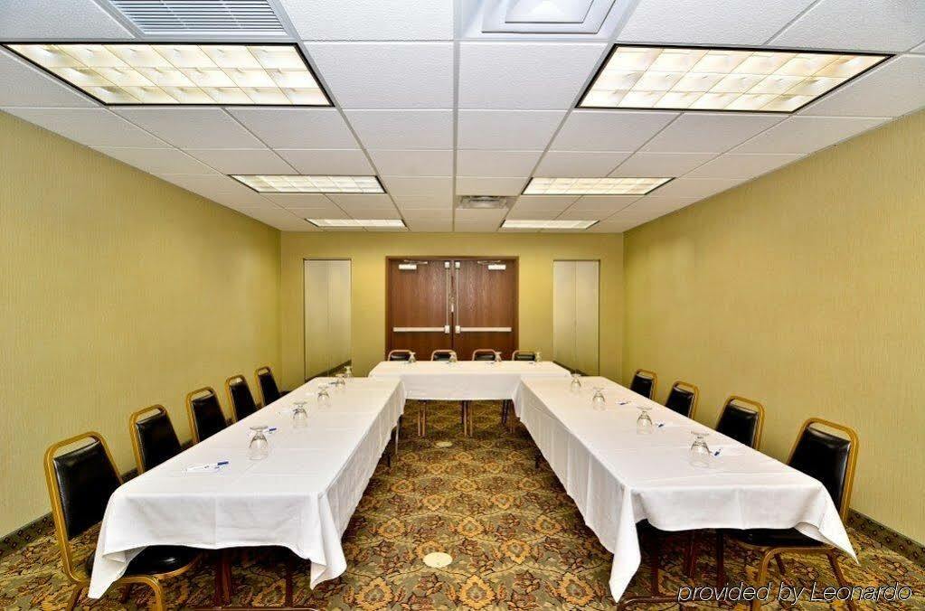 La Quinta By Wyndham Inn Lackawanna